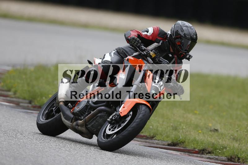 Archiv-2025/22 06.06.2025 DISCOVER the BIKE ADR/Bike 1 gruen/52